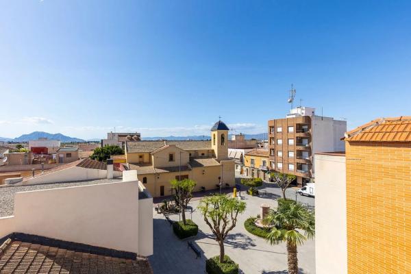 Piso en plaza José Antonio s/n