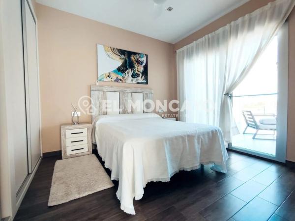 Chalet adosado en avenida Principes de Asturias