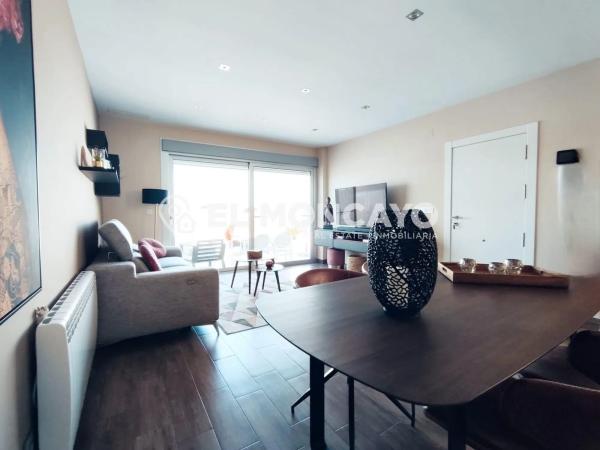 Chalet adosado en avenida Principes de Asturias