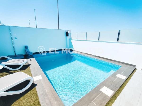 Chalet adosado en avenida Principes de Asturias