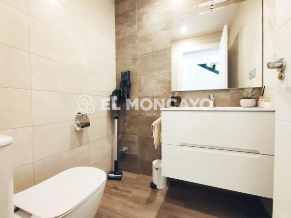 Chalet adosado en avenida Principes de Asturias