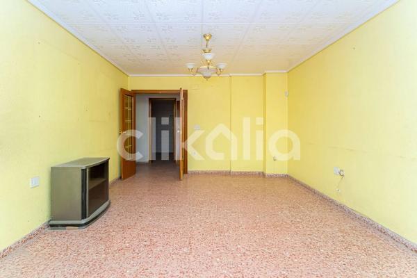 Piso en calle Veintidós de Diciembre