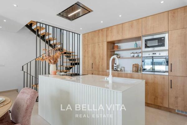 Chalet pareado en calle Pascual Saura Beltrán, 6