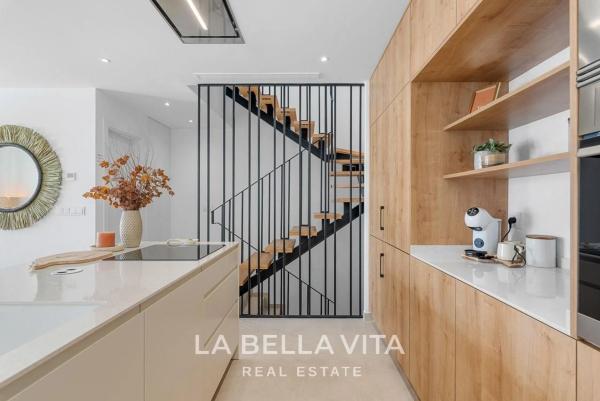 Chalet pareado en calle Pascual Saura Beltrán, 6