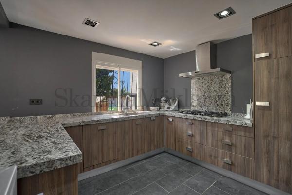 Casa independiente en calle Velazquez