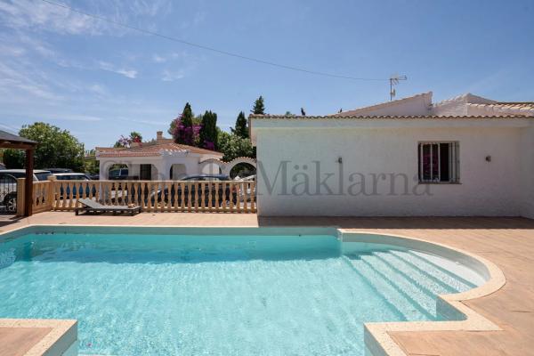 Casa independiente en calle Velazquez