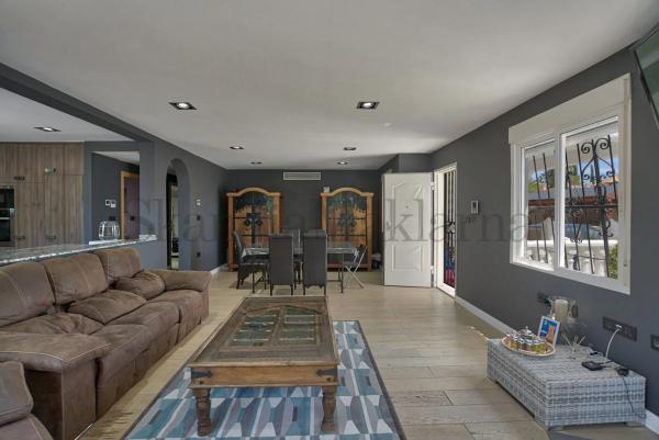 Casa independiente en calle Velazquez