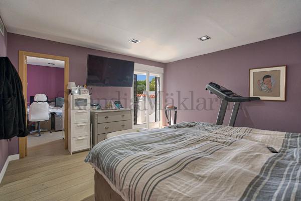 Casa independiente en calle Velazquez