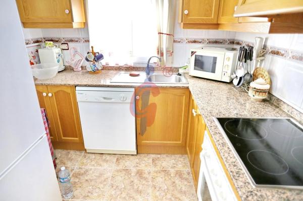 Piso en calle Hermanos Bazán, 8