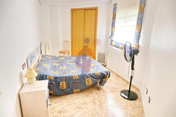 Piso en calle Hermanos Bazán, 8