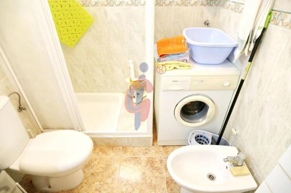 Piso en calle Hermanos Bazán, 8