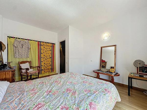 Piso en calle Miguel Hernández, 7