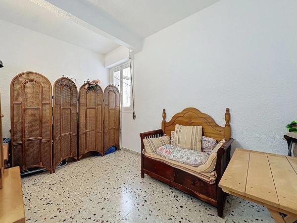 Piso en calle Miguel Hernández, 7