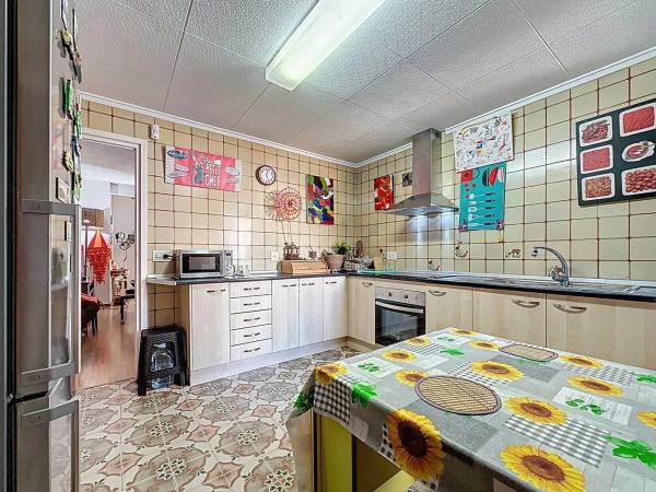 Piso en calle Miguel Hernández, 7