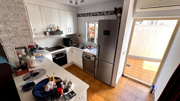 Chalet adosado en calle Dolores Quesada Lucas