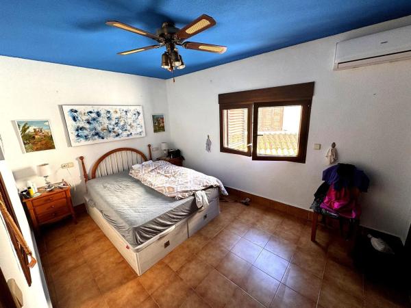 Chalet adosado en calle Dolores Quesada Lucas