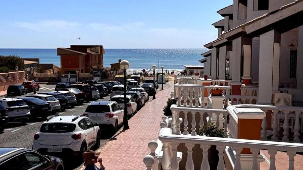 Chalet adosado en calle Dolores Quesada Lucas