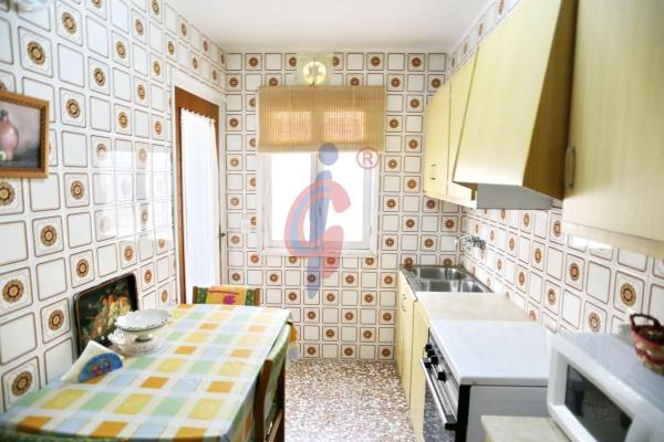 Piso en calle Miguel Hernández, 129