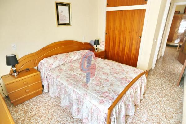 Piso en calle Miguel Hernández, 129