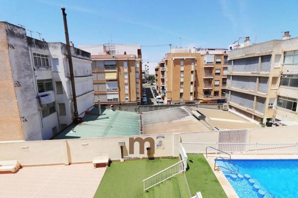 Piso en avenida del Mediterrani