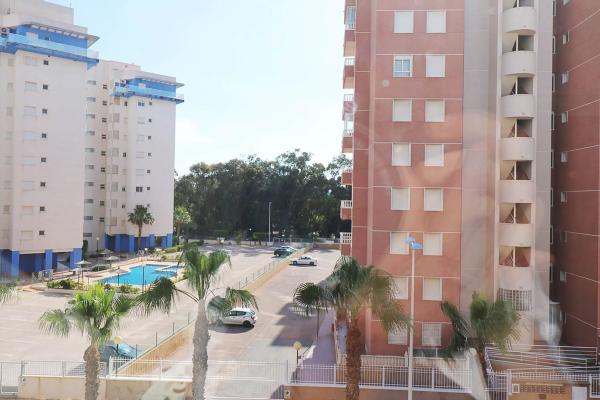 Piso en Av del Puerto, 35