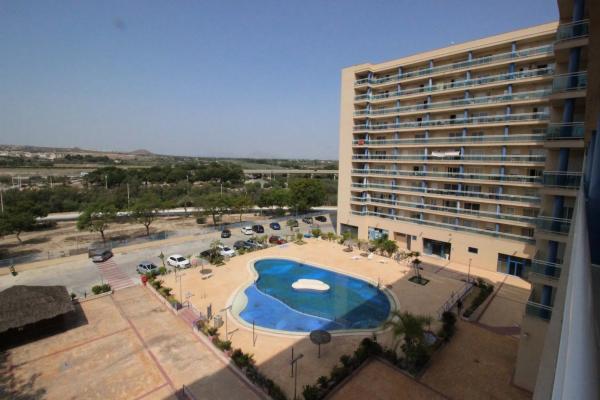 Piso en avenida del Puerto, 1