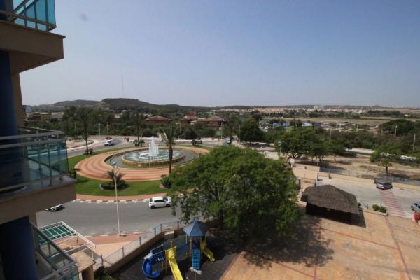 Piso en avenida del Puerto, 1