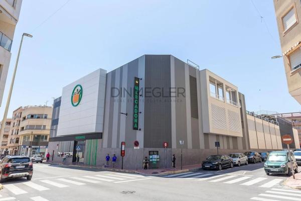 Ático en avenida del Mediterrani, 12