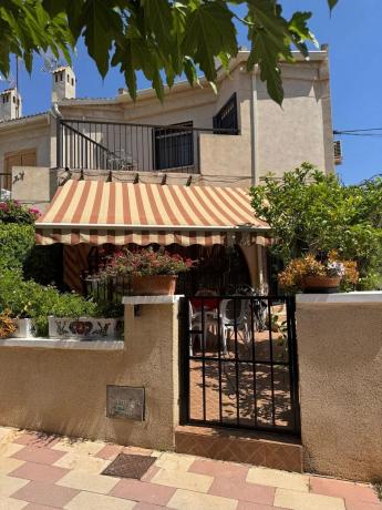 Chalet adosado en Urbanización Buenavista