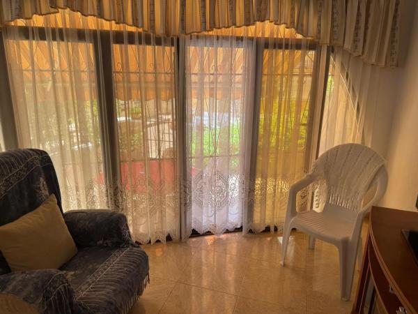 Chalet adosado en Urbanización Buenavista