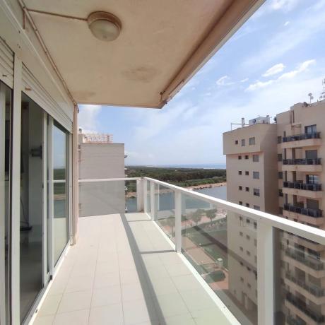 Dúplex en calle Basilio Paredes