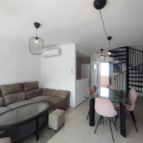 Dúplex en calle Basilio Paredes