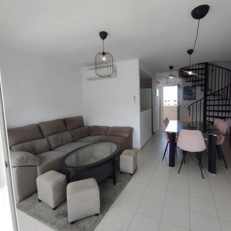 Dúplex en calle Basilio Paredes