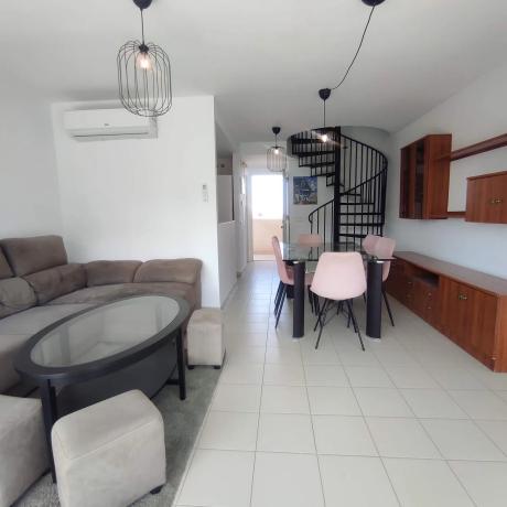 Dúplex en calle Basilio Paredes