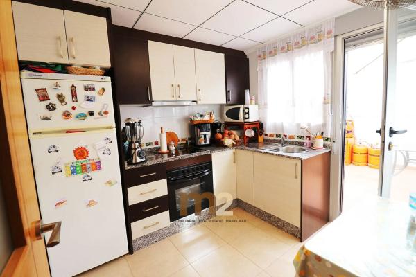 Chalet adosado en corts valencians