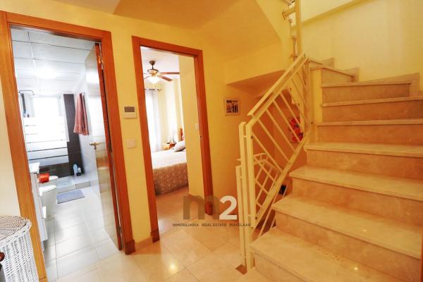 Chalet adosado en corts valencians