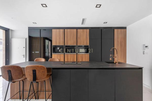 Casa independiente en calle Algarrobo, 61