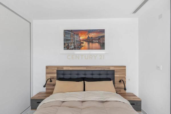 Casa independiente en calle Algarrobo, 61