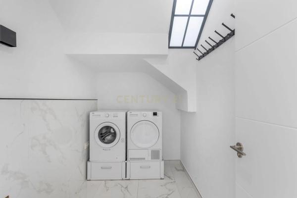 Casa independiente en calle Algarrobo, 61