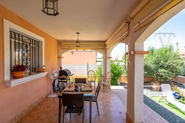 Chalet en calle Chumbera s/n