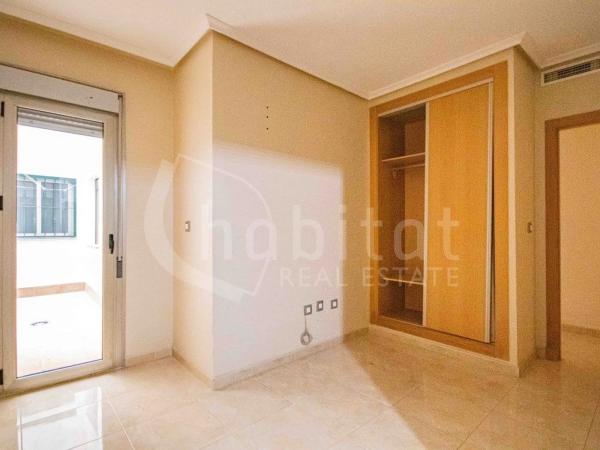 Piso en calle Diego Montesinos, 13 -7