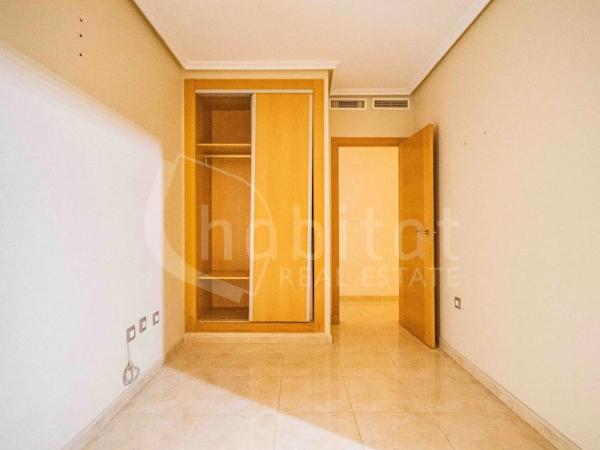 Piso en calle Diego Montesinos, 13 -7