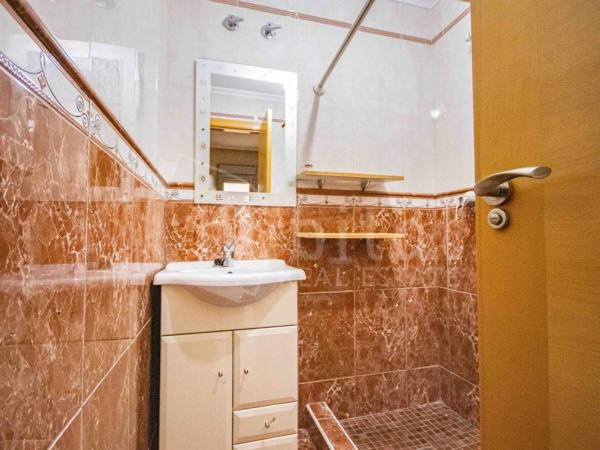 Piso en calle Diego Montesinos, 13 -7