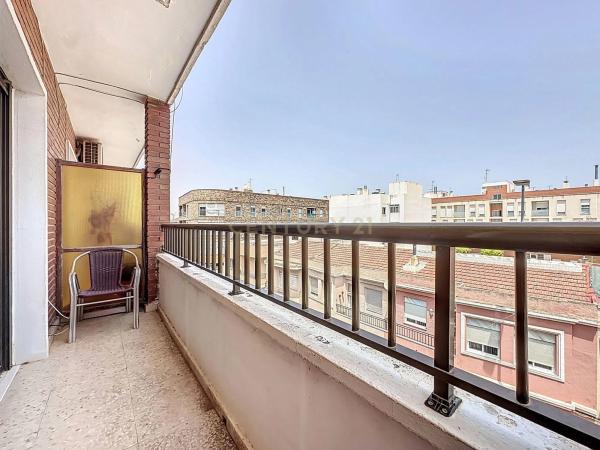 Piso en calle las Salinas, 4