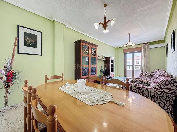 Piso en calle las Salinas, 4