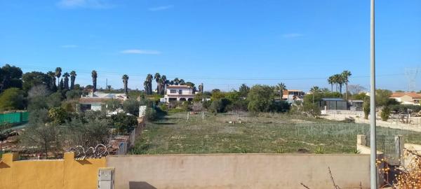 Chalet en Los Montesinos