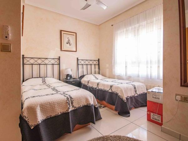 Piso en calle Miguel Hernández