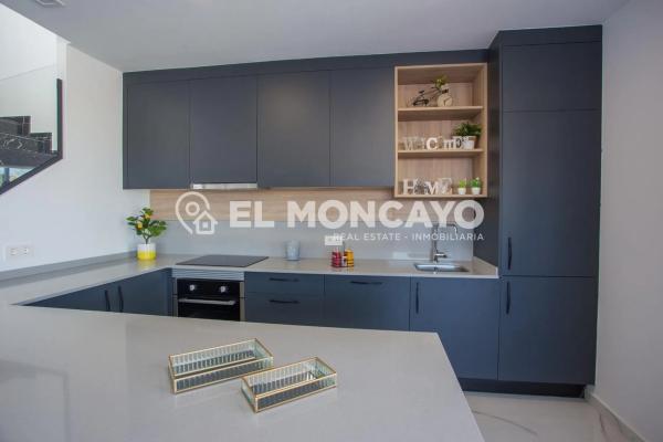 Casa independiente en calle Algarrobo