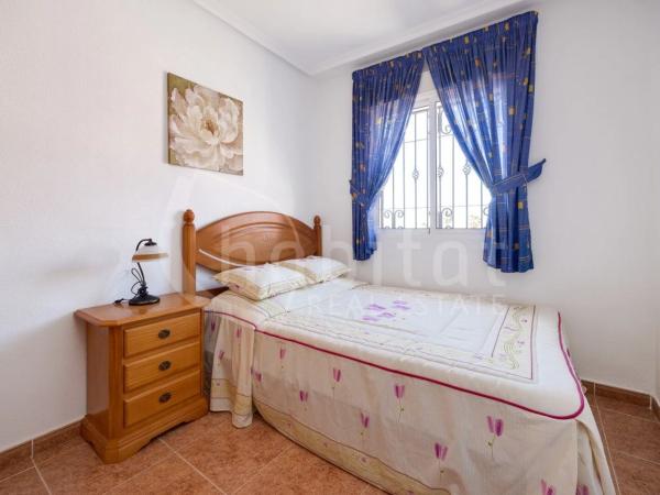 Chalet adosado en avenida Riegos de Levante, 10