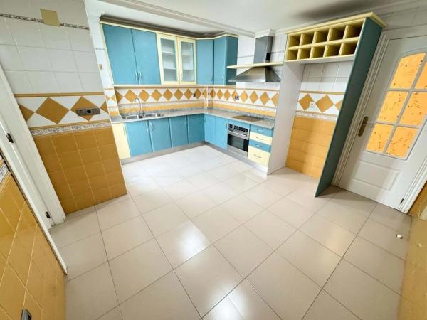 Casa independiente en calle los Riquelmes